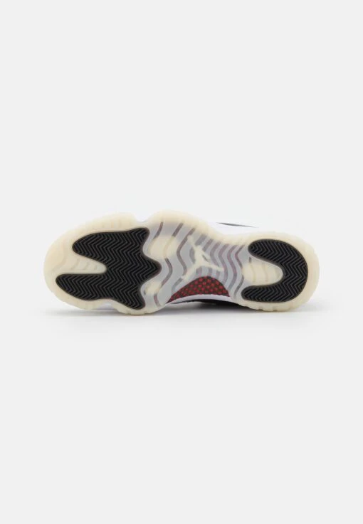 Air Jordan 11 Retro Low - Trainers - Black/Gym Red/White/Sail -Jiaxin Sport Shop 00da97cd5c1c42acbf40e5c15aa6abc0 scaled