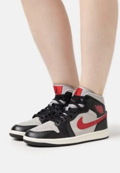 Air Jordan 1 Mid - High-Top Trainers - Black/Gym Red/College Grey/Sail