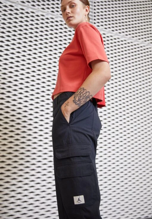 Jordan Chi - Cargo Trousers - Black -Jiaxin Sport Shop 07103a6bf5b24925811b49ba8b647c13 scaled