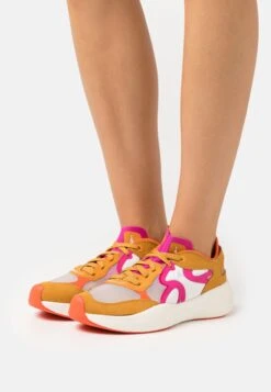 Jordan Delta 3 - Trainers - Chutney/Orange/Pink