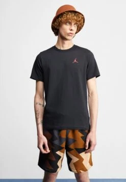 Jordan Brand Crew - Print T-Shirt - Black/Light Iron Ore/Gym Red