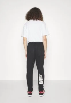 Jordan Pant - Tracksuit Bottoms - Black/Rush Orange -Jiaxin Sport Shop 0d3cec49b9bd4f1c93e679ae1c83e4be