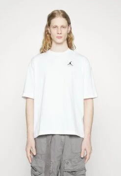 Jordan Basic T-Shirt - White -Jiaxin Sport Shop 10b6729df406484097f890d9795ef9ec