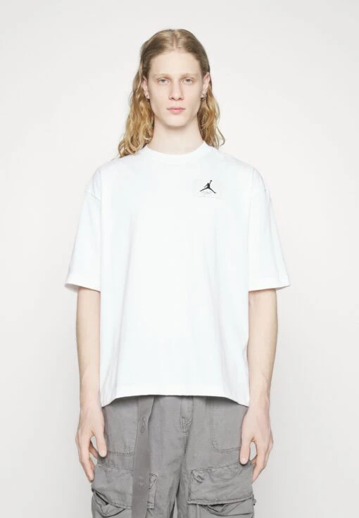 Jordan Basic T-Shirt - White -Jiaxin Sport Shop 10b6729df406484097f890d9795ef9ec scaled