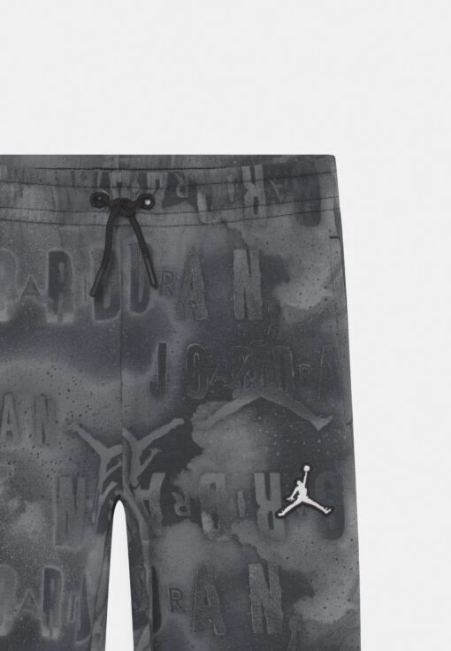 Jordan Essentials Pant - Tracksuit Bottoms - Black -Jiaxin Sport Shop 1ae88250e8ec4d8285e46a269de080b4 scaled