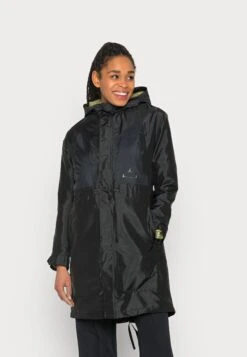 Jordan Parka - Black/Alligator
