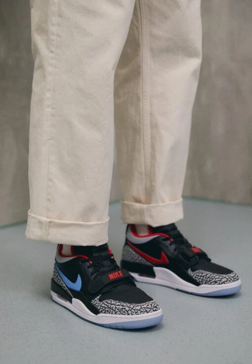 Air Jordan Legacy 312 - Trainers - Black/Wolf Grey-Valor Blue-Univ Red-White -Jiaxin Sport Shop 1d5fd7f9ad554d5aada4ac7efc9107fc scaled