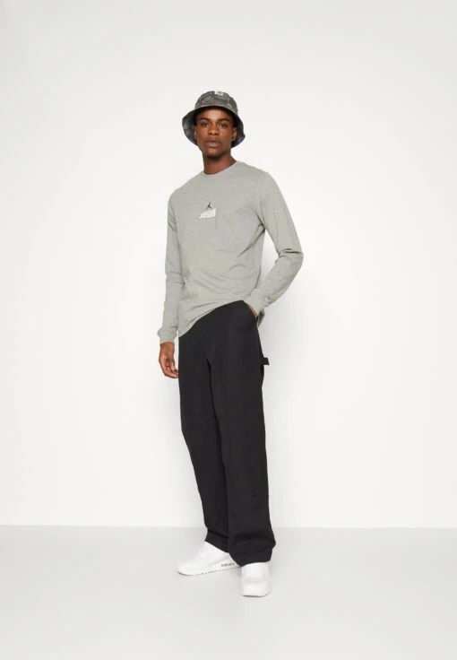 Jordan Crew - Long Sleeved Top - Carbon Heather/Black -Jiaxin Sport Shop 248d83d51e13436da5491182ab4c7616 scaled