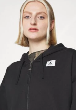 Jordan Zip-Up Sweatshirt - Black -Jiaxin Sport Shop 255af2b5a3174173b89b89d4c83480e5