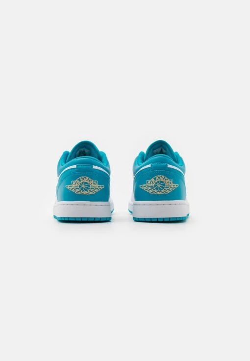Air Jordan 1 - Trainers - White/Celestial Gold/Aquatone -Jiaxin Sport Shop 25c0f720ef034505ac0b295e7fc4fc8d scaled