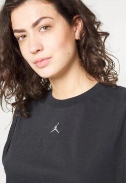 Jordan Essen Tank - Basic T-Shirt - Black -Jiaxin Sport Shop 292c91f5be9148dba8bca161100e1af4