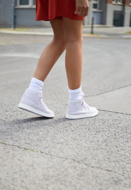 W Air Jordan 1 Zoom Air Cmft - High-Top Trainers - Venice/Sail -Jiaxin Sport Shop 29d0d9e81d9b45209c0991a64014506d scaled