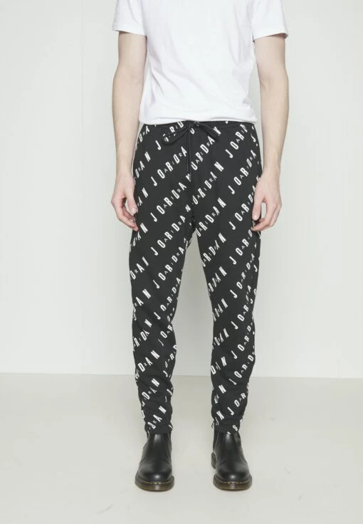Jordan M J Ess Aop Gfx Flc- Tracksuit Bottoms - Black -Jiaxin Sport Shop 2a4559c6c0e948f2930e0754fd9bca4b scaled