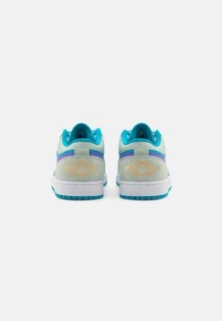Air Jordan 1 Low Se - Trainers - Pistachio Frost/Celestial Gold/Aquatone/Psychic Purple -Jiaxin Sport Shop 2e5bd6b3cb964f20948b23643ea9c48a