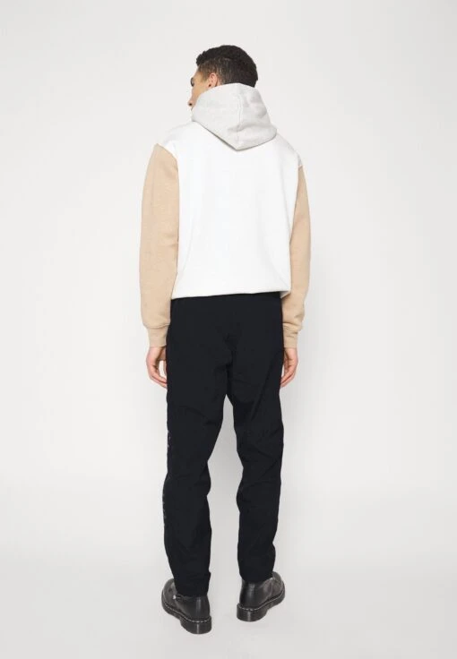 Jordan Warmup Pant - Tracksuit Bottoms - Black/Sail -Jiaxin Sport Shop 2e73335f7a864e9abf0c20a39354ec99 scaled