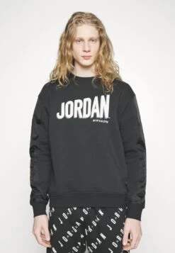 Jordan M J Flt Gfx Flc Crew - Sweatshirt - Black/Phantom/Phantom -Jiaxin Sport Shop 301770765f894c5a9d98e44477b94c3f