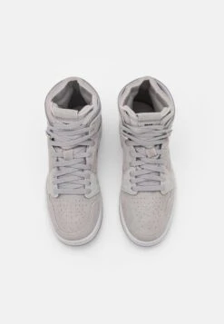 W Air Jordan 1 Zoom Air Cmft - High-Top Trainers - Medium Grey/Black/Reflective Silver/Neutral Grey -Jiaxin Sport Shop 3576e04fb64a4a3f9675ed5674e68e3b