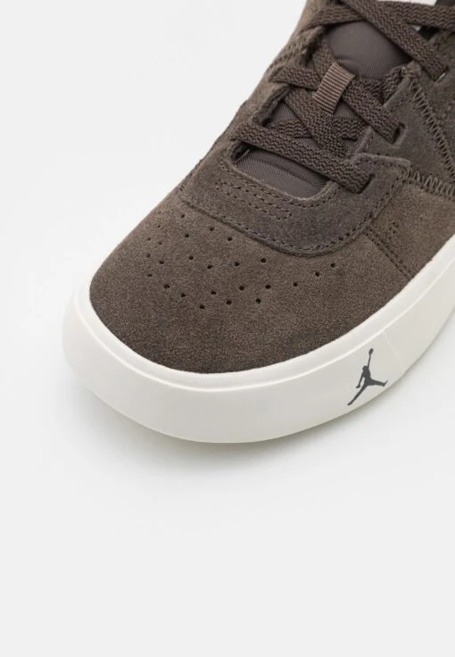 Jordan Series Alt Unisex - Basketball Shoes - Dark Chocolate/University Red/White Sail -Jiaxin Sport Shop 381f23af7c9a473ba445ff4f02fee65d scaled