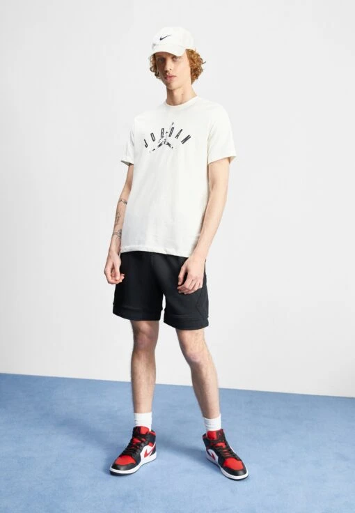 Jordan Crew - Print T-Shirt - Sail/Black -Jiaxin Sport Shop 3d76d0884b624de2ac0da7ce2be98d56 scaled