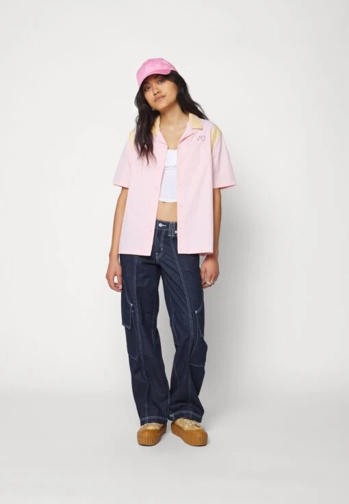 Jordan Button-Down Blouse - Atmosphere/Celestial Gold -Jiaxin Sport Shop 3f82bdbdc8d848dcb65bfaee6e246495 scaled