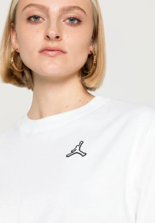 Jordan Essen Tee Core - Basic T-Shirt - White -Jiaxin Sport Shop 43f4def330554780a863f025e6c6a7b1 scaled