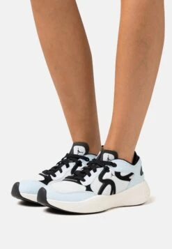 Wmns Jordan Delta 3 Low - Trainers - Blue Tint/Black/White/Sail