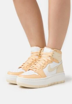 Air Jordan 1 Elevate Mid - High-Top Trainers - Celestial Gold/White/Sail