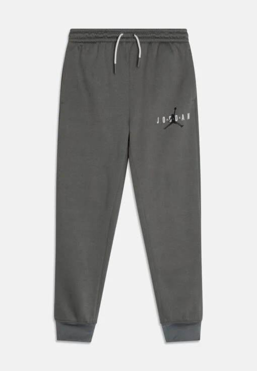 Jordan Jumpman Sustainable Pant Unisex - Tracksuit Bottoms - Smoke Grey -Jiaxin Sport Shop 4a6cb98a5f3a44c69347f81a32e5aaa5 scaled