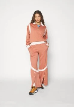 Jordan Suit Pant - Tracksuit Bottoms - Sky Orange/Guava Ice -Jiaxin Sport Shop 4bc01110236244beb58e842c5d236b97