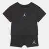 Jordan Essentials Set - Sports Shorts - Black -Jiaxin Sport Shop 4d706fcbec3445c18260f11e6b67b70f