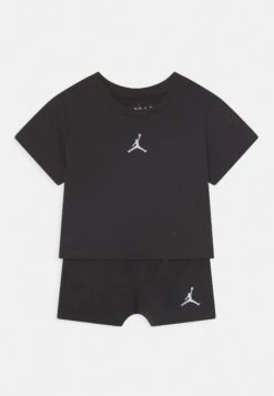 Jordan Essentials Set - Sports Shorts - Black