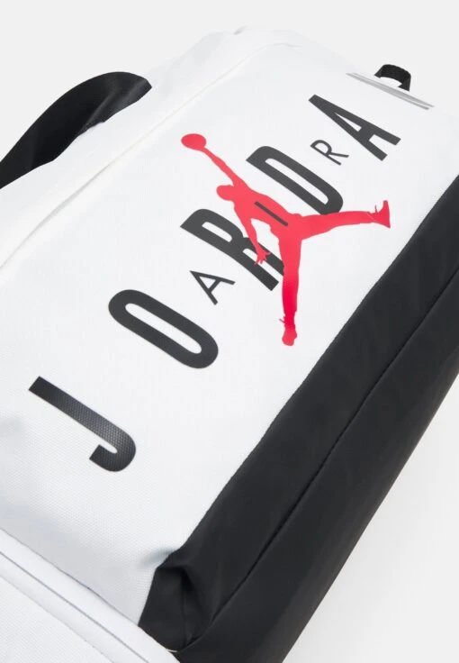 Jordan Sports Bag - White -Jiaxin Sport Shop 4eadcf264e89464c9d63d587e5a7eb33 scaled