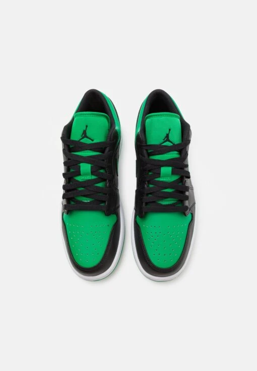 Air Jordan 1 - Trainers - Black/Lucky Green/White -Jiaxin Sport Shop 4ff61aae22994b2bb2d1acad636479dd scaled