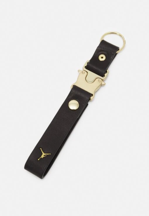 Jordan Luxe Lanyard - Keyring - Black/Metallic/Goldcolred -Jiaxin Sport Shop 5362026d55fe468b8ccb8067179ddc15 scaled