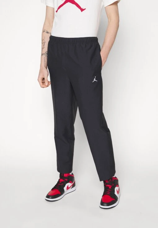 Jordan Crop Pant - Tracksuit Bottoms - Black/White -Jiaxin Sport Shop 587ae147cfb04e81991d3394ca498118 scaled