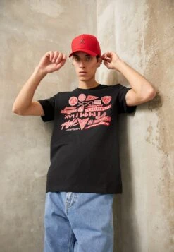 Jordan Brand Crew - Print T-Shirt - Black/Gym Red