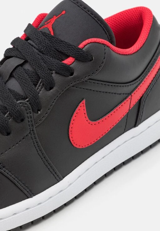 Air Jordan 1 - Trainers - Black/Fire Red/White -Jiaxin Sport Shop 668af510b6f24011aadb173b7d82f47a scaled
