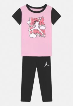 Jordan Stack Of Clouds Set - Leggings - Black