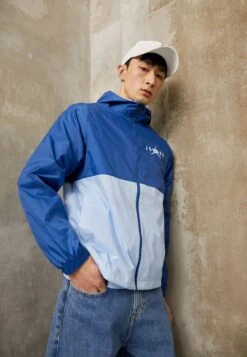 Jordan Jacket - Windbreaker - True Blue/Ice Blue