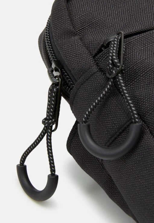Jordan Bum Bag - Off Noir -Jiaxin Sport Shop 6b59cbe6c6fd4ba49afe8ef0464cc1b4 scaled