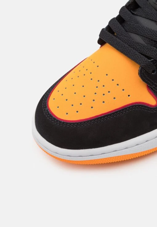 Air Jordan 1 Mid Se V2 - High-Top Trainers - Black/Orange/Red/White -Jiaxin Sport Shop 6bc874a8617f4afb8ec4039039a2bb90 scaled