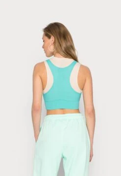 Jordan Crop - Top - Sanddrift/Washed Teal -Jiaxin Sport Shop 6bde4058a04d4d72ac78d17f8a954361