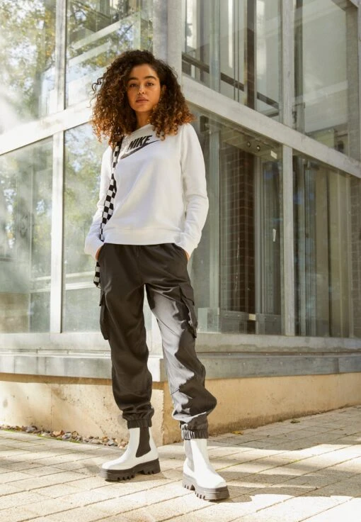 Jordan Cargo Trousers - Black/Stealth -Jiaxin Sport Shop 6c95f6ab50684b98af9dabca6c1fcb2a scaled