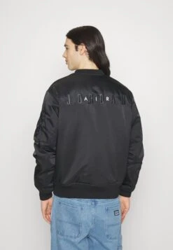 Jordan Rnegde- Bomber Jacket - Black -Jiaxin Sport Shop 6d8ffb49a2d54994af4628e265c017ea