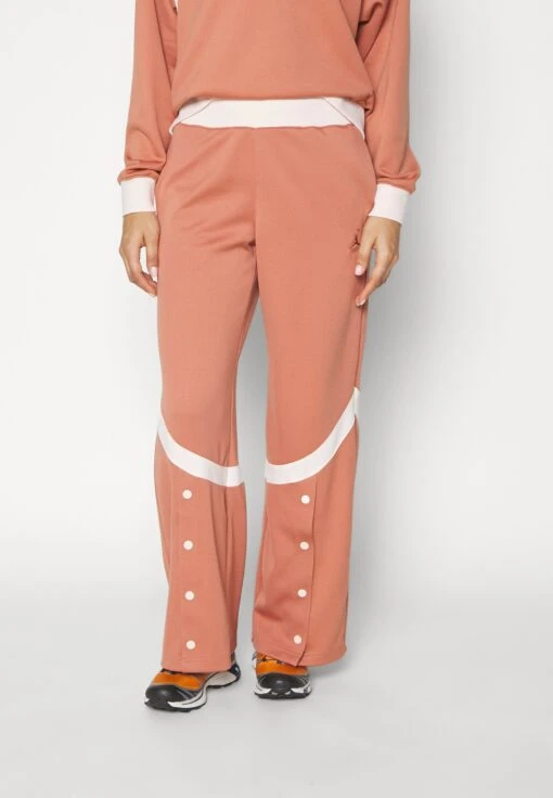 Jordan Suit Pant - Tracksuit Bottoms - Sky Orange/Guava Ice -Jiaxin Sport Shop 6da444d871594b0e81d5a5cda9c99dc8 scaled