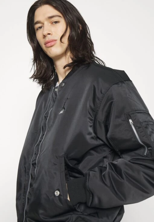Jordan Rnegde- Bomber Jacket - Black -Jiaxin Sport Shop 7150e1eaaa4a4b2f9cbb291c0e1b0ace scaled