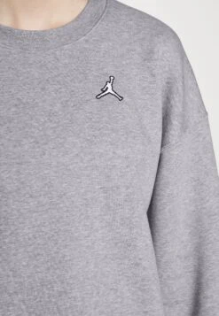 Jordan W J Brkln Flc Crew - Sweatshirt - Dark Grey Heather/White -Jiaxin Sport Shop 723bdcf0538c4f619e46d4ee391ef147