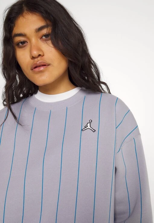 Jordan Crew - Sweatshirt - Lt Steel Grey -Jiaxin Sport Shop 7a73c96079484e95bdcf80b36210e75a scaled