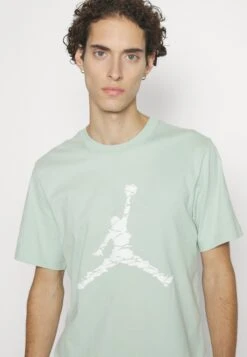 Jordan Crew - Print T-Shirt - Pistachio Frost/White -Jiaxin Sport Shop 7a7bfaa293254812b53edf54009219ca