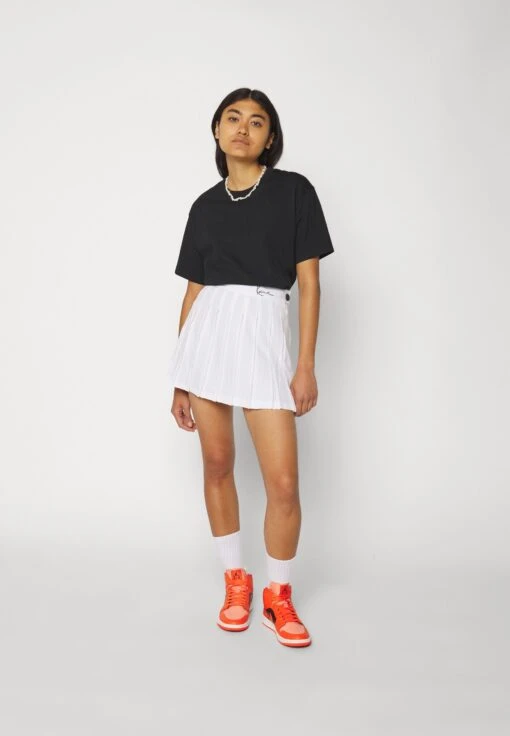 Jordan Essen Tee Core - Basic T-Shirt - Black -Jiaxin Sport Shop 7b3e3cc47ac84b968f0dab794dd627f0 scaled